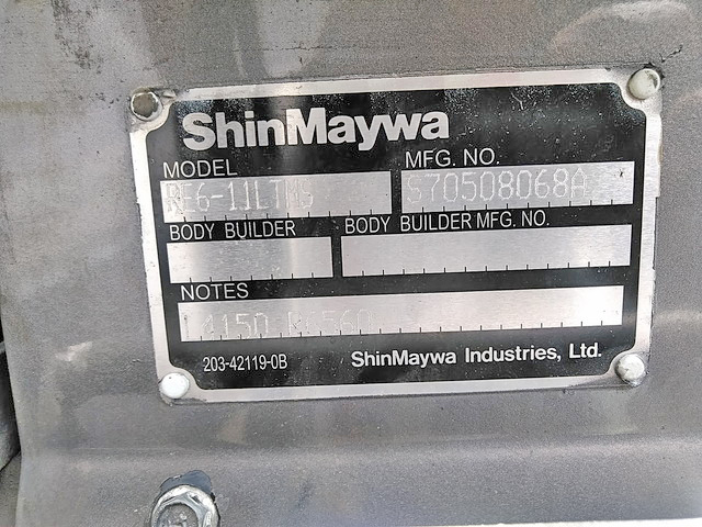 いすゞフォワード平ボディ中型（4t）[写真14]