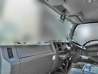 いすゞフォワード平ボディ中型（4t）[写真24]