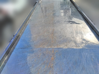 いすゞフォワード平ボディ中型（4t）[写真09]