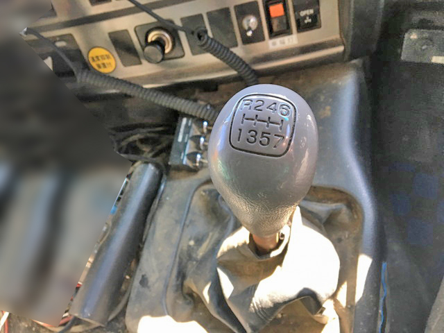 日野プロフィアダンプ大型（10t）[写真26]