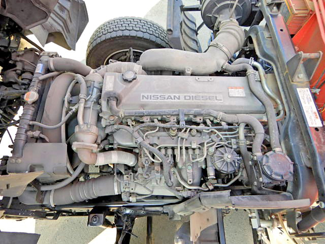 UDトラックスコンドルセルフクレーン4段増トン（6t・8t）[写真23]