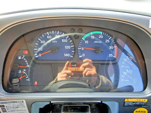 UDトラックスコンドルセルフクレーン4段増トン（6t・8t）[写真26]