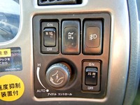 UDトラックスコンドルセルフクレーン4段増トン（6t・8t）[写真29]