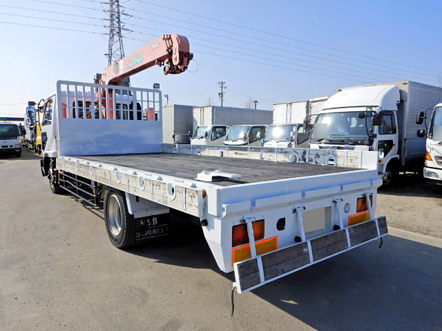 UDトラックスコンドルセルフクレーン4段増トン（6t・8t）[写真04]