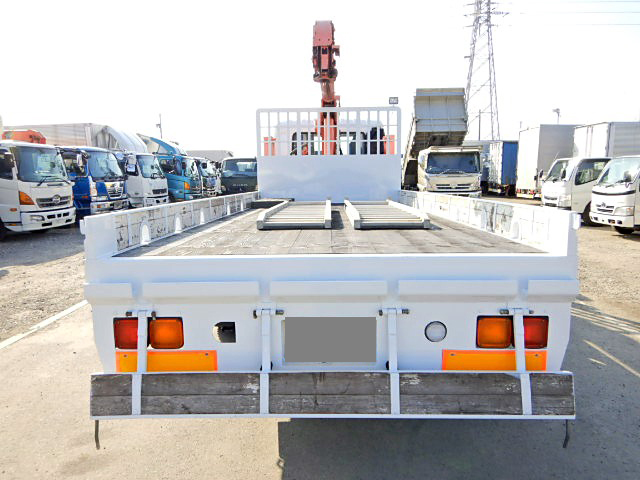 UDトラックスコンドルセルフクレーン4段増トン（6t・8t）[写真06]