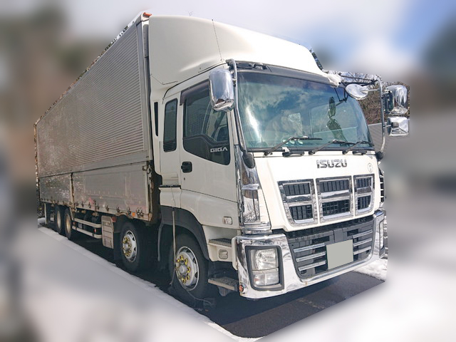 いすゞギガアルミウイング大型（10t）[写真02]