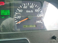 いすゞギガアルミウイング大型（10t）[写真20]