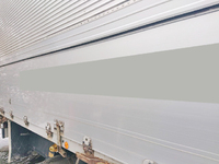 いすゞギガアルミウイング大型（10t）[写真05]