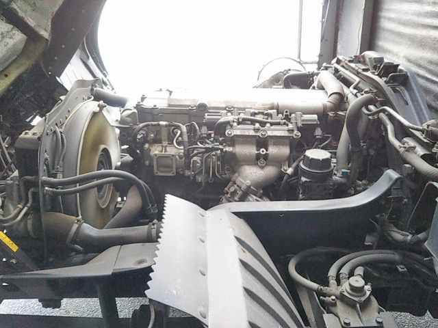 三菱ふそうファイターアルミブロック中型（4t）[写真12]