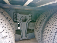 いすゞギガアルミウイング大型（10t）[写真10]