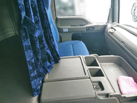 いすゞギガアルミウイング大型（10t）[写真17]