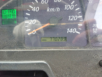 いすゞギガアルミウイング大型（10t）[写真18]