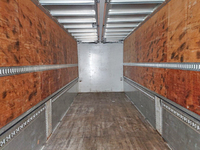 いすゞギガアルミウイング大型（10t）[写真07]