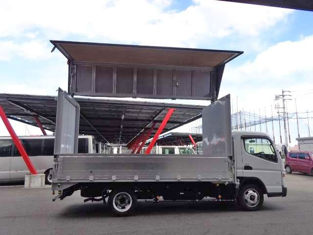 三菱ふそうキャンターアルミウイング小型（2t・3t）[写真08]