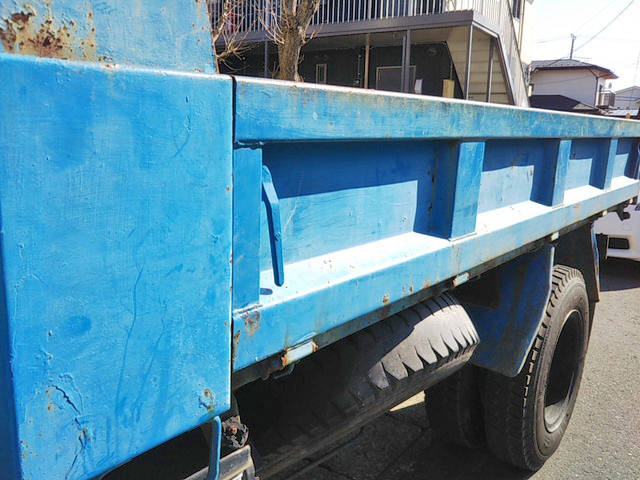 三菱ふそうキャンターダンプ小型（2t・3t）[写真11]