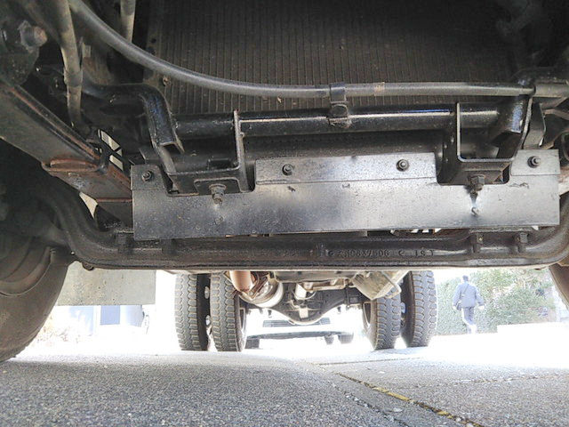 三菱ふそうキャンターダンプ小型（2t・3t）[写真13]