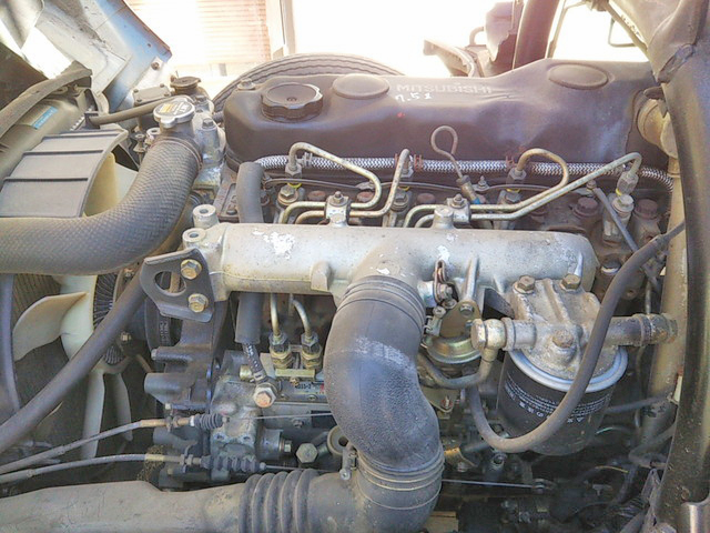 三菱ふそうキャンターダンプ小型（2t・3t）[写真17]