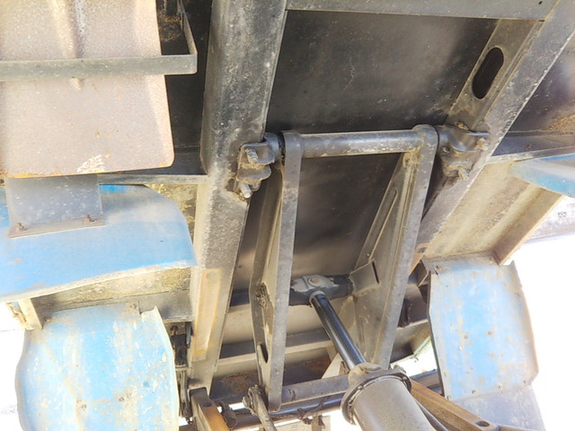 三菱ふそうキャンターダンプ小型（2t・3t）[写真09]