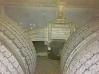 UDトラックスクオンユニック4段大型（10t）[写真12]