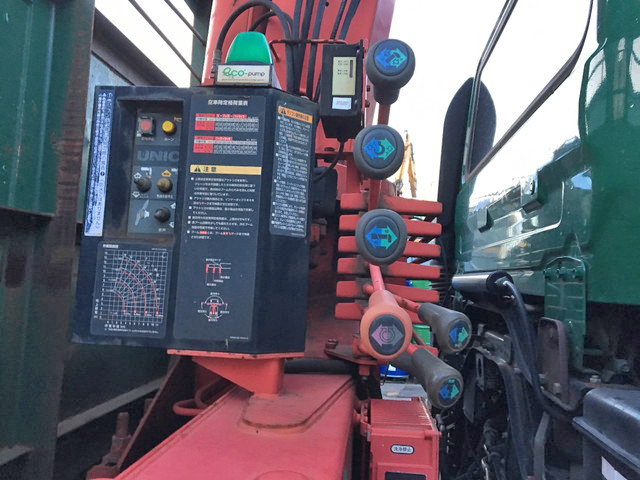 UDトラックスクオンユニック4段大型（10t）[写真08]