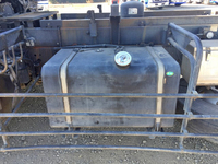 UDトラックスクオンダンプ大型（10t）[写真19]