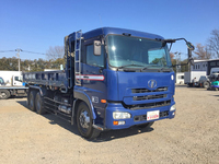 UDトラックスクオンダンプ大型（10t）[写真03]