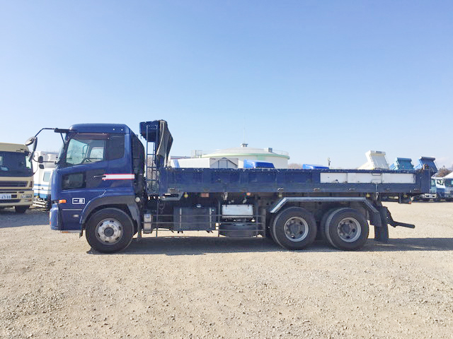 UDトラックスクオンダンプ大型（10t）[写真06]