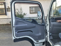 三菱ふそうキャンターセーフティローダー小型（2t・3t）[写真31]