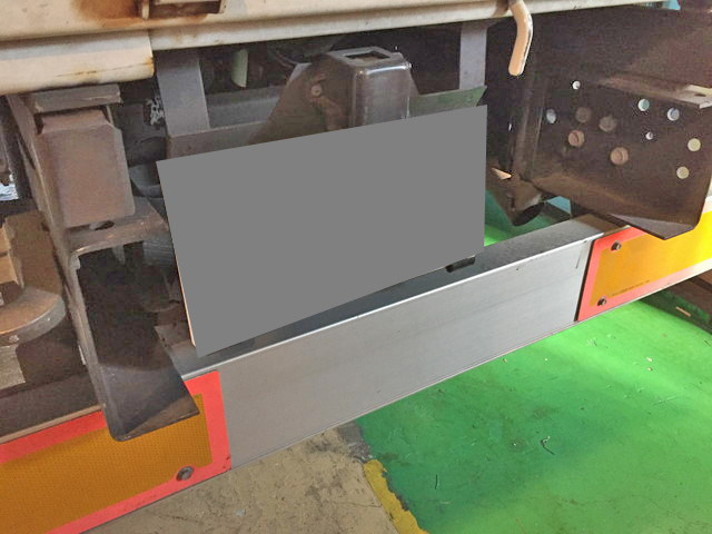 いすゞエルフ平ボディ小型（2t・3t）[写真12]