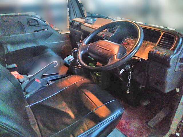 いすゞエルフ平ボディ小型（2t・3t）[写真14]