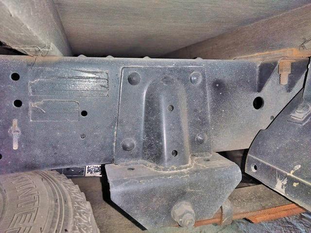 いすゞエルフ平ボディ小型（2t・3t）[写真08]