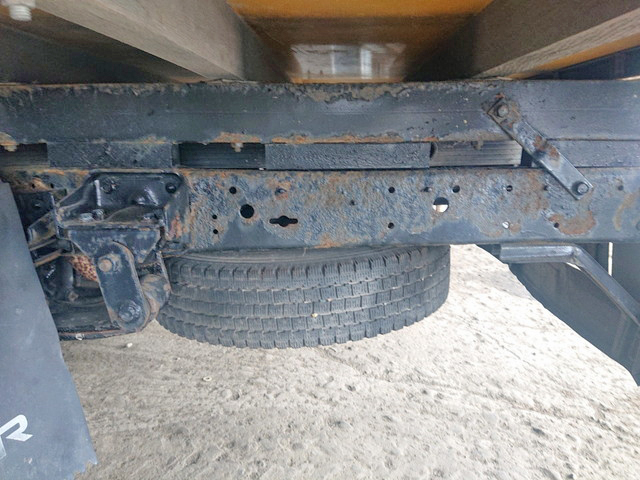 三菱ふそうキャンターユニック3段小型（2t・3t）[写真11]