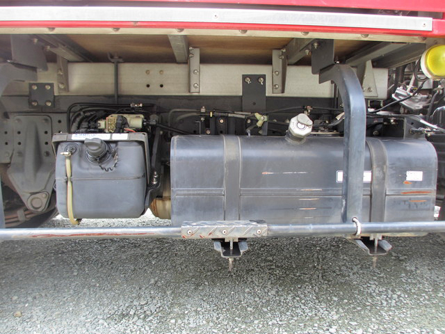 三菱ふそうキャンターパネルバン小型（2t・3t）[写真12]