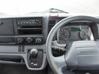 三菱ふそうキャンターパネルバン小型（2t・3t）[写真18]