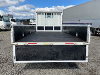 三菱ふそうキャンター平ボディ小型（2t・3t）[写真11]