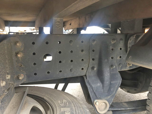 三菱ふそうキャンター平ボディ小型（2t・3t）[写真20]