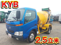 日野デュトロミキサー車（コンクリートミキサー）小型（2t・3t）[写真01]