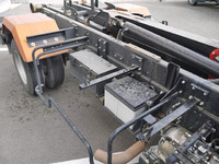 いすゞフォワードコンテナ専用車中型（4t）[写真16]