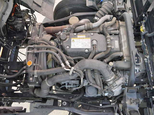 いすゞフォワードコンテナ専用車中型（4t）[写真21]