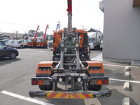 いすゞフォワードコンテナ専用車中型（4t）[写真08]