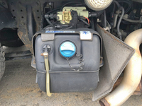 三菱ふそうキャンター平ボディ小型（2t・3t）[写真17]