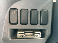 三菱ふそうキャンター平ボディ小型（2t・3t）[写真36]