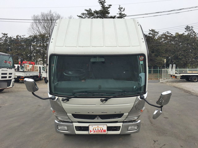 三菱ふそうキャンター平ボディ小型（2t・3t）[写真08]