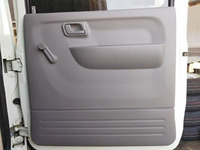 三菱ふそうキャンターダブルキャブ（Wキャブ）小型（2t・3t）[写真25]