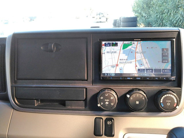 三菱ふそうキャンターダブルキャブ（Wキャブ）小型（2t・3t）[写真34]