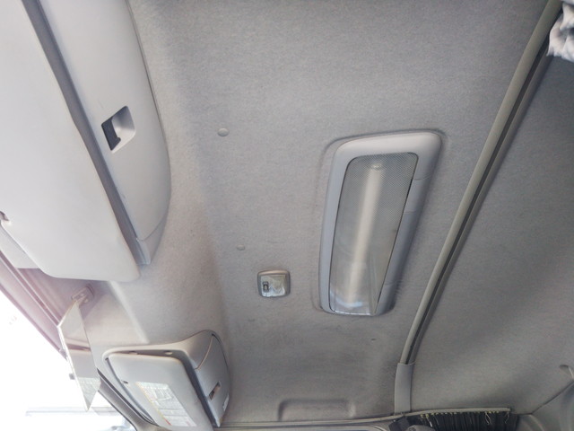 いすゞフォワードクレーン4段増トン（6t・8t）[写真36]