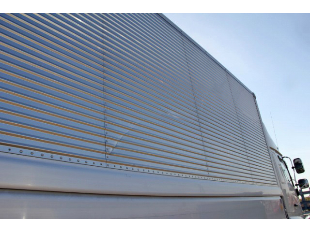 日野プロフィアアルミウイング大型（10t）[写真18]