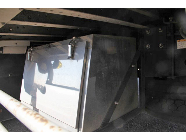 日野プロフィアアルミウイング大型（10t）[写真20]