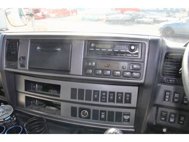 日野プロフィアアルミウイング大型（10t）[写真37]