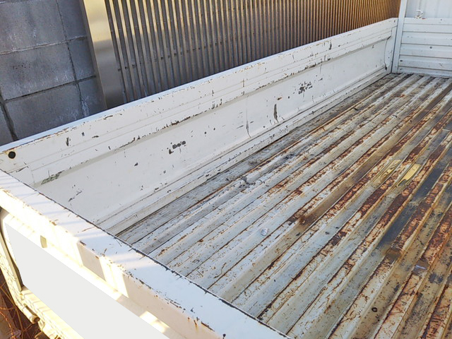 日産バネット平ボディ小型（2t・3t）[写真06]